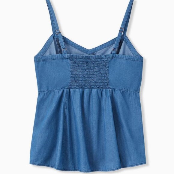 NWT Torrid Blue Chambray Button Front Fit and Flare Cami Top Size 3 - Picture 2 of 5